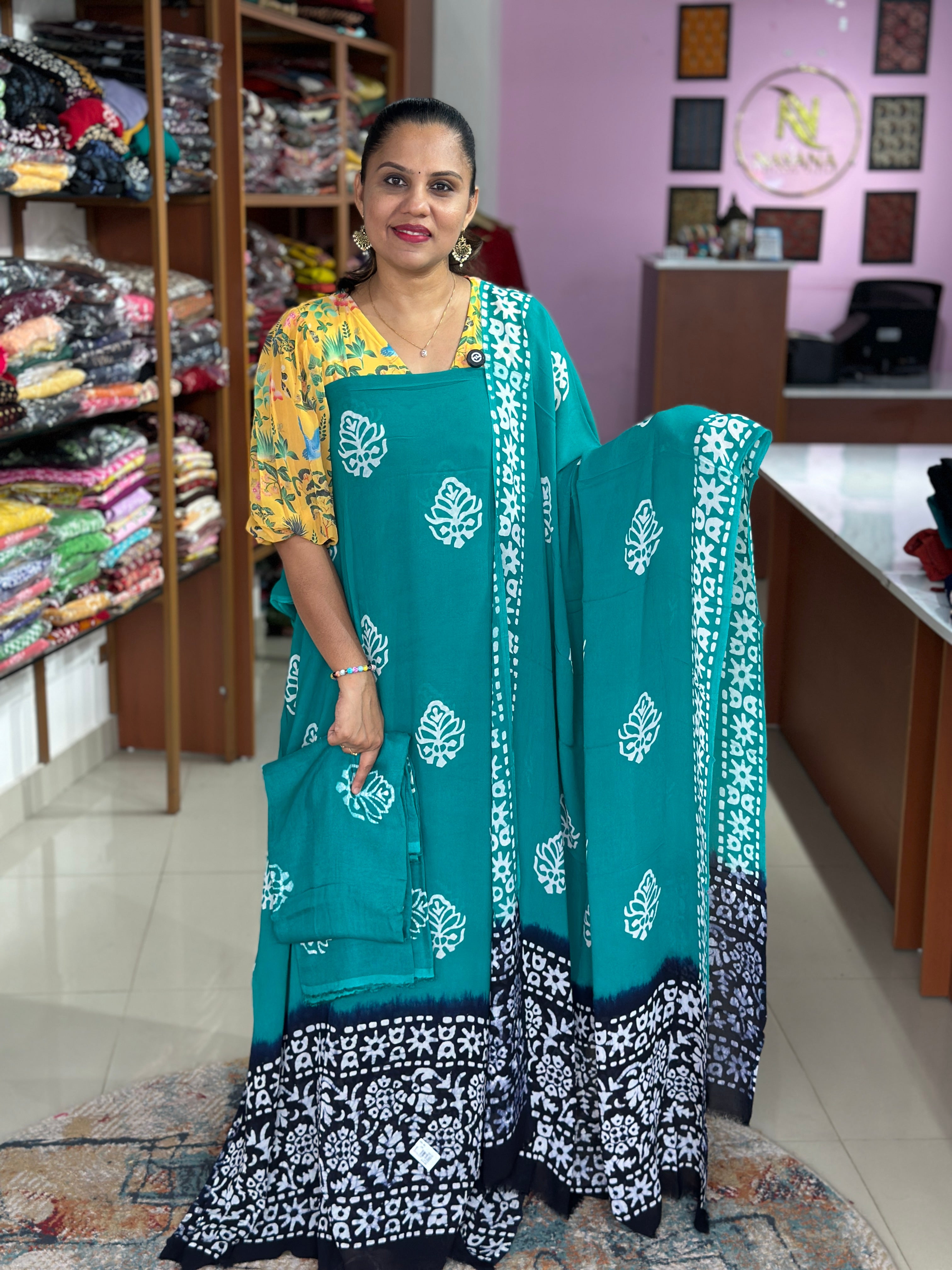 Viscose Geoegette Unstitched Suit
